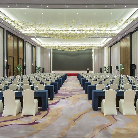 Crowne Plaza Yibin By Ihg Hotell Exteriör bild