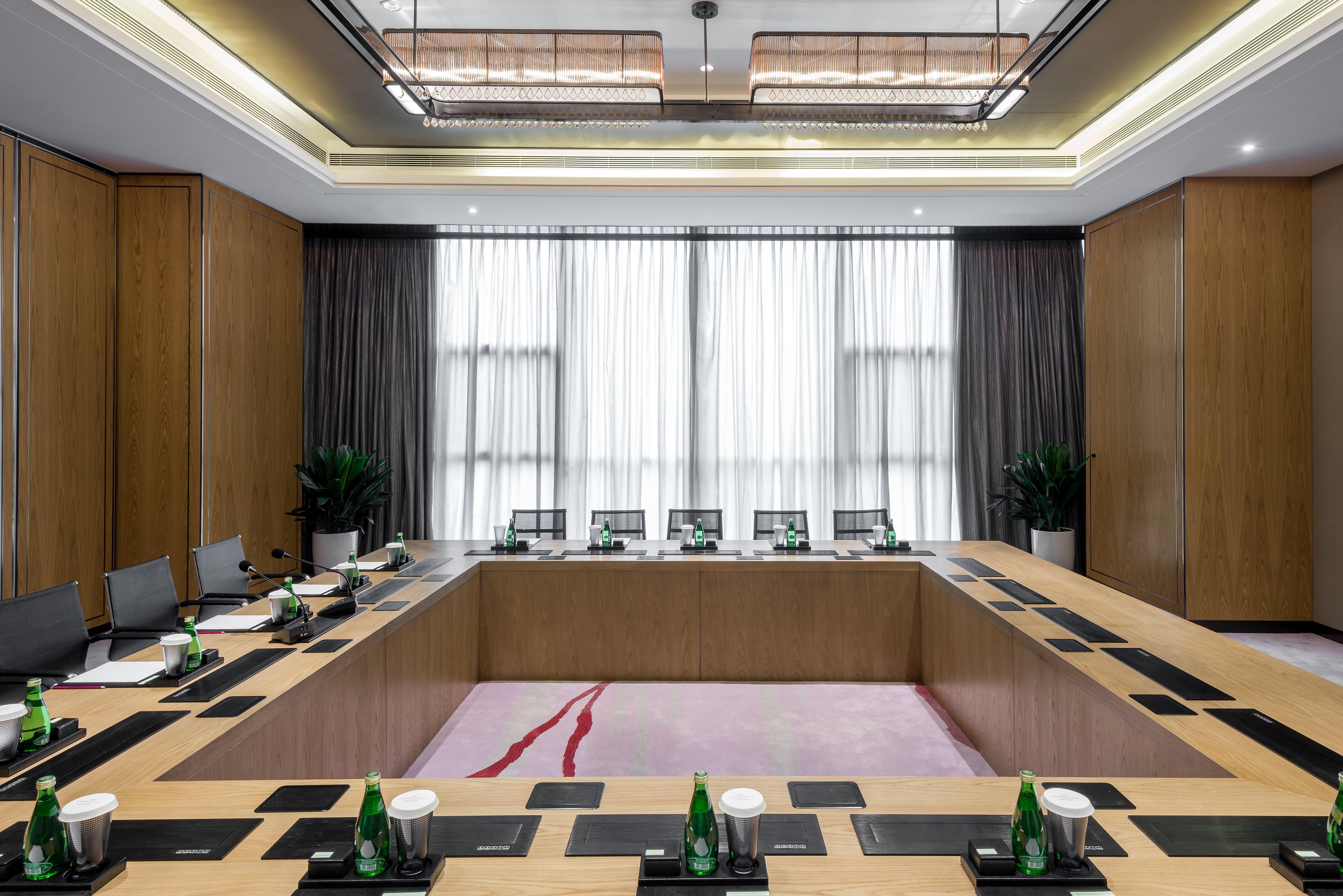 Crowne Plaza Yibin By Ihg Hotell Exteriör bild