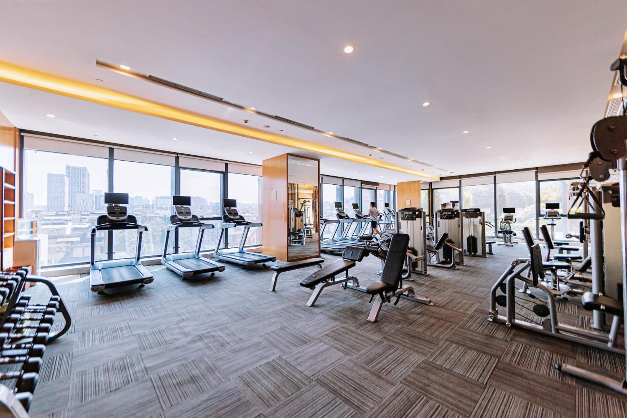 Crowne Plaza Yibin By Ihg Hotell Exteriör bild