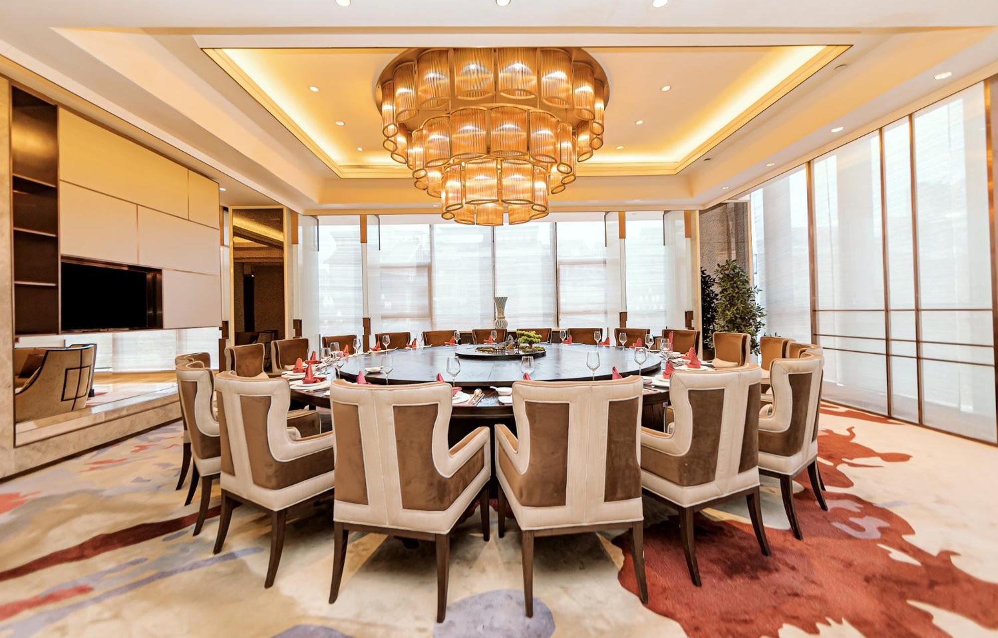 Crowne Plaza Yibin By Ihg Hotell Exteriör bild
