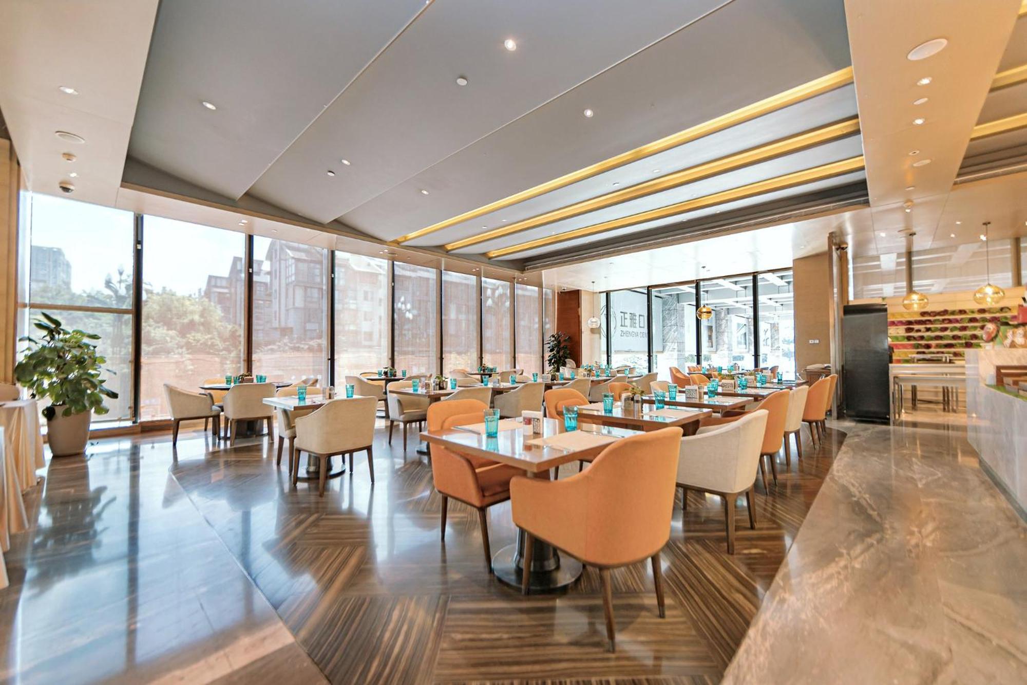 Crowne Plaza Yibin By Ihg Hotell Exteriör bild