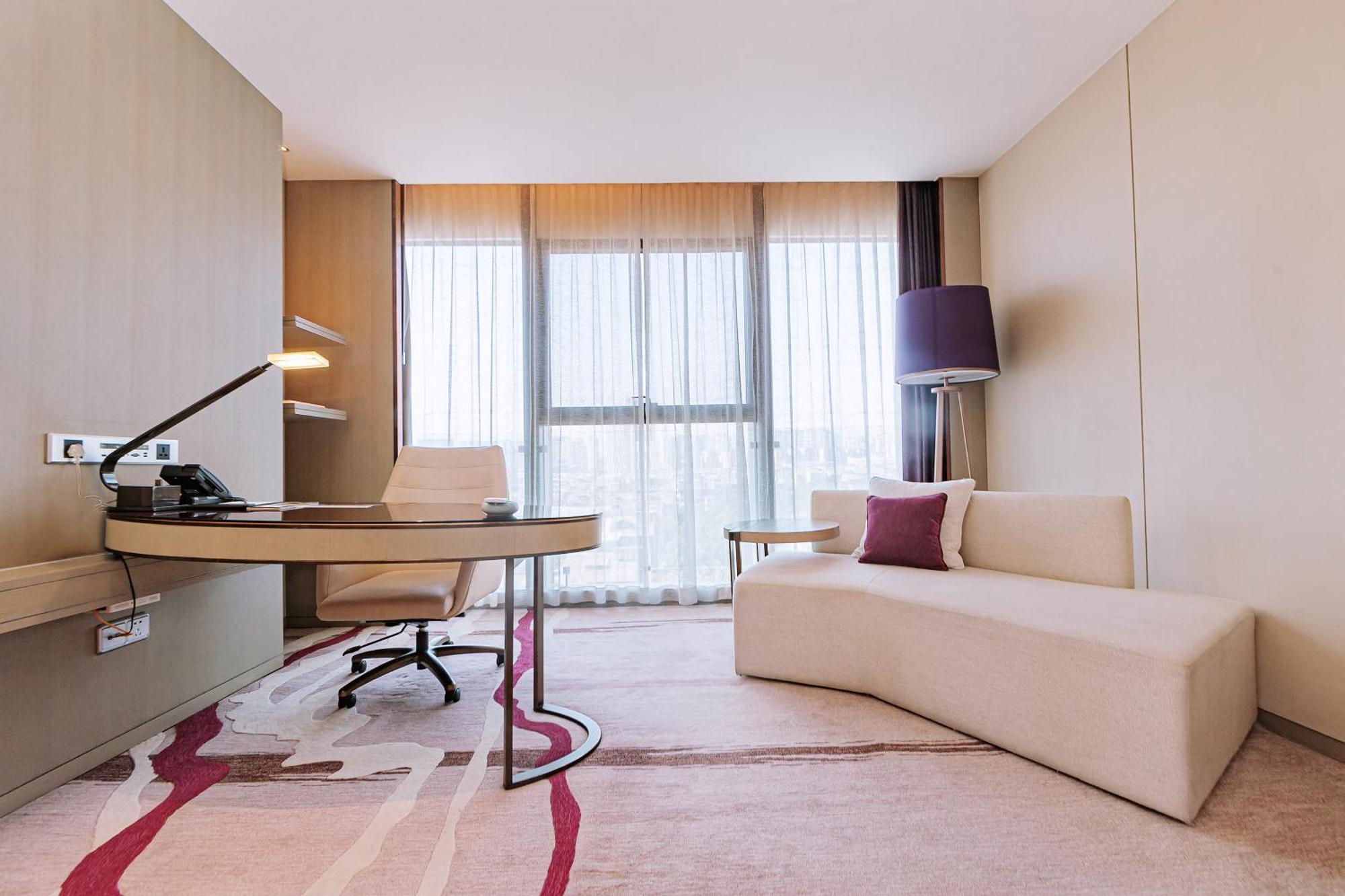 Crowne Plaza Yibin By Ihg Hotell Exteriör bild