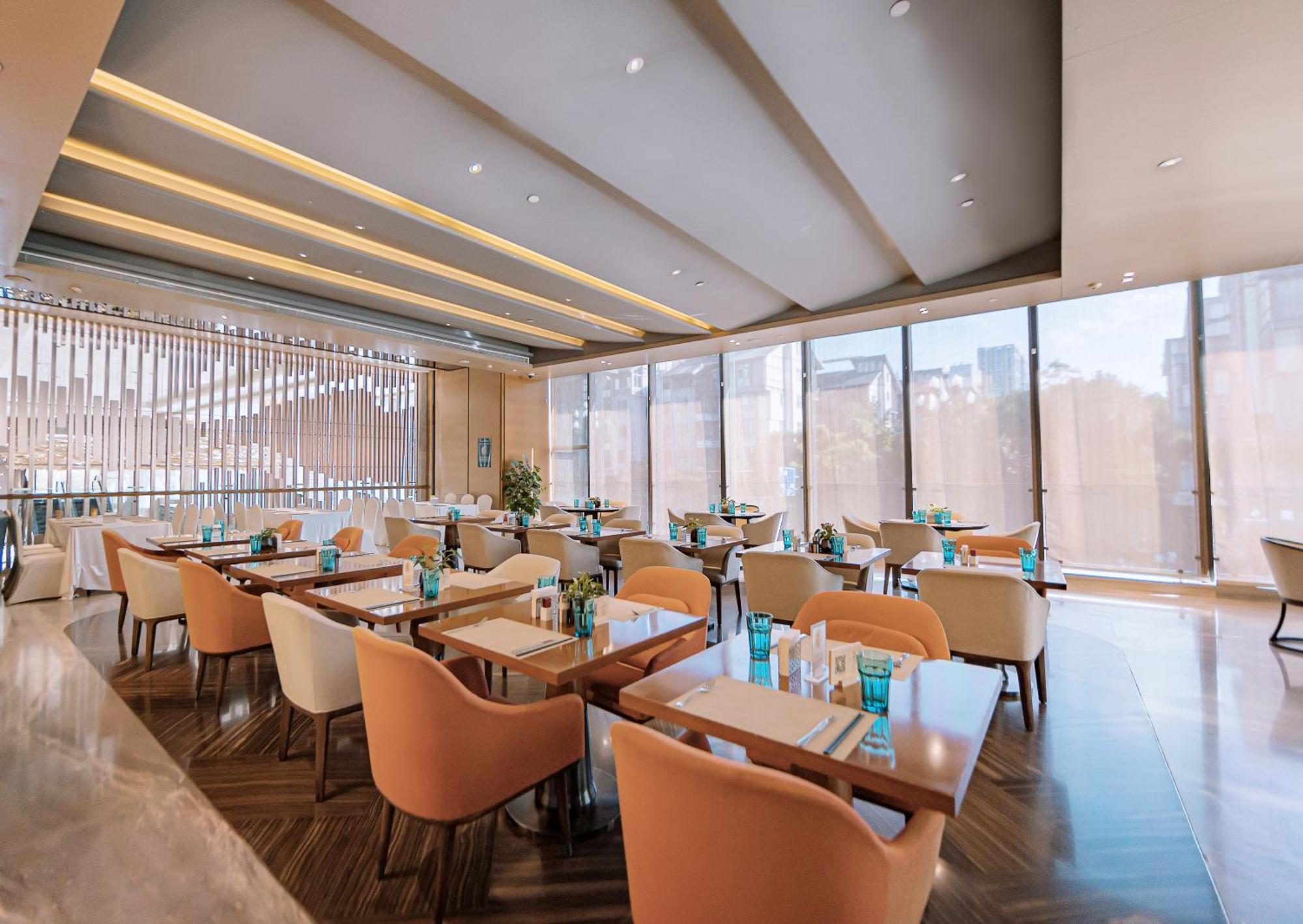 Crowne Plaza Yibin By Ihg Hotell Exteriör bild