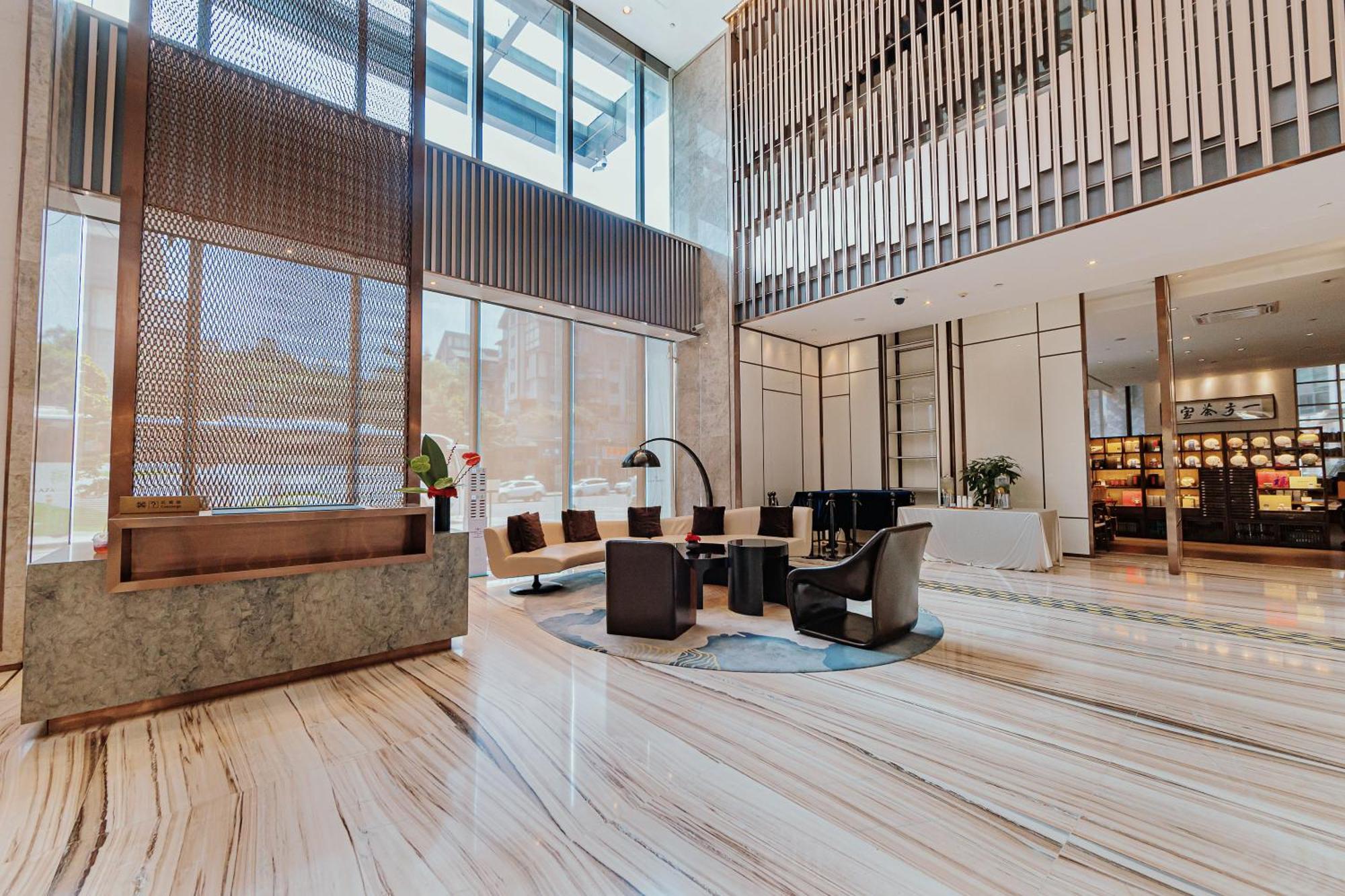 Crowne Plaza Yibin By Ihg Hotell Exteriör bild